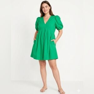 entro Emerald V-Neck Puff-Sleeve Mini Dress